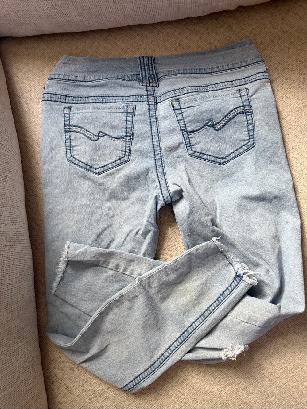 Vintage Light Blue Cropped Ankle Jeans